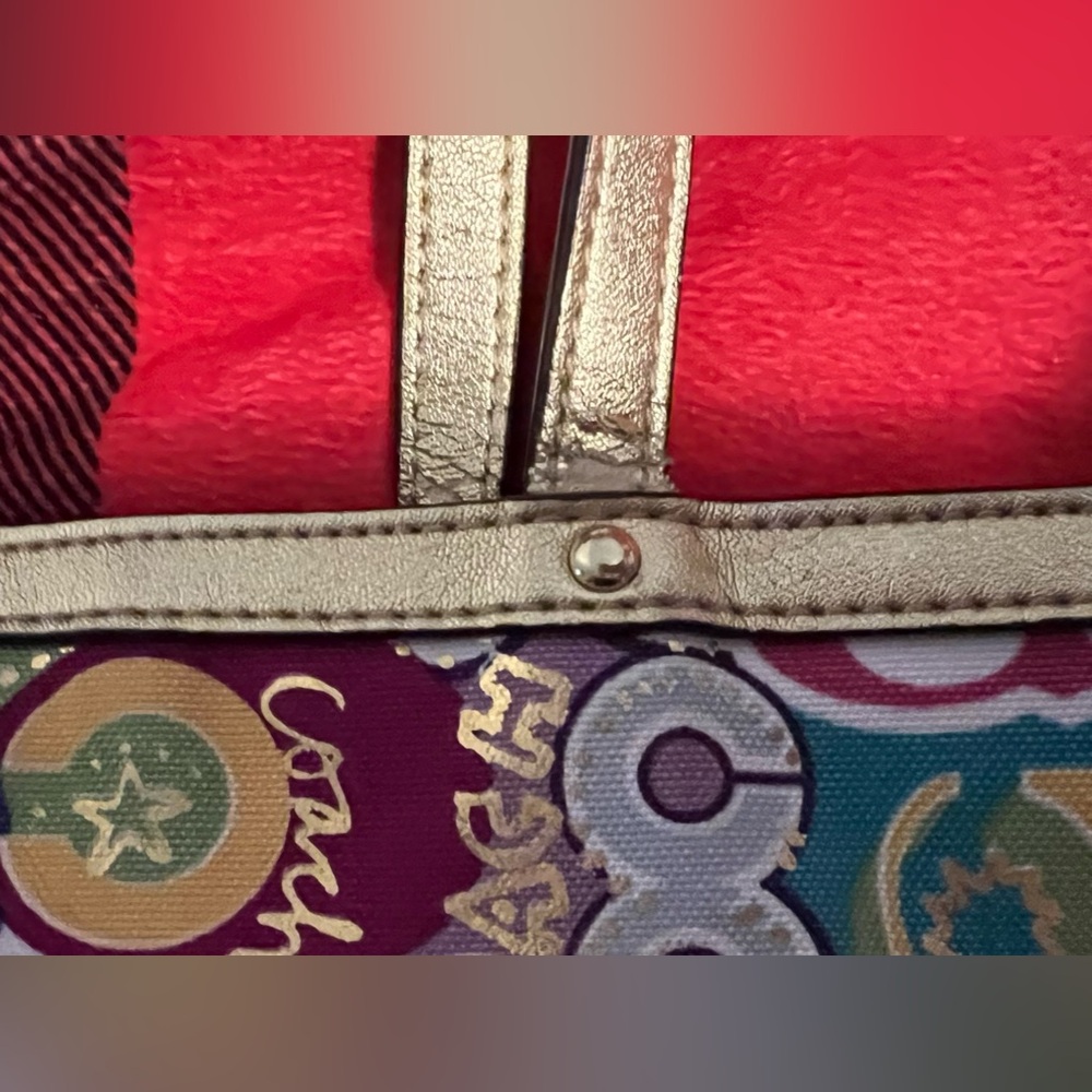 Matching Coach Poppy Purse, Wristlet, and wallet! With hang tag as well! - Picture 4 of 16